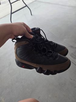 Kids olive 9s jordans