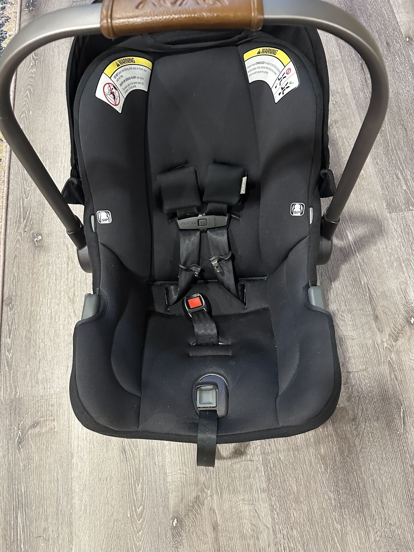 Nuna Pipa Infant Car Seat