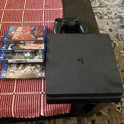PlayStation 4 Console Bundle – Great Condition + Games