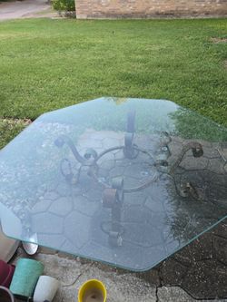 Octagonal Heavy Glass Top Patio Table