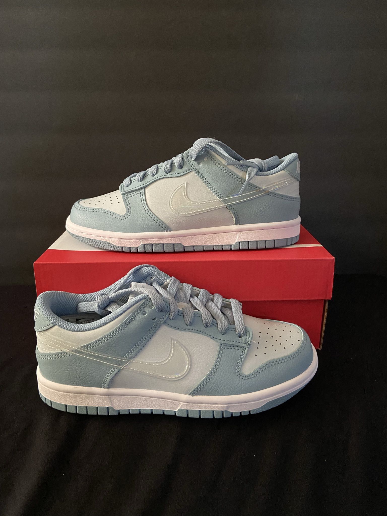 Nike Dunk Low Clear Swoosh Size Gs 4 