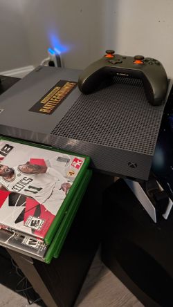 Xbox One S Battlefield Edition Console with Controller