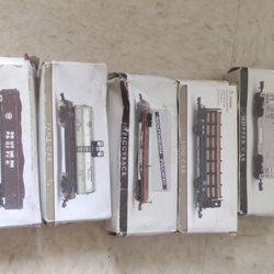 Mini Trains See Pictures In Box