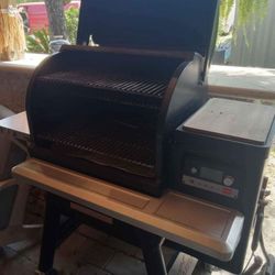 850 Traiger  GRILL