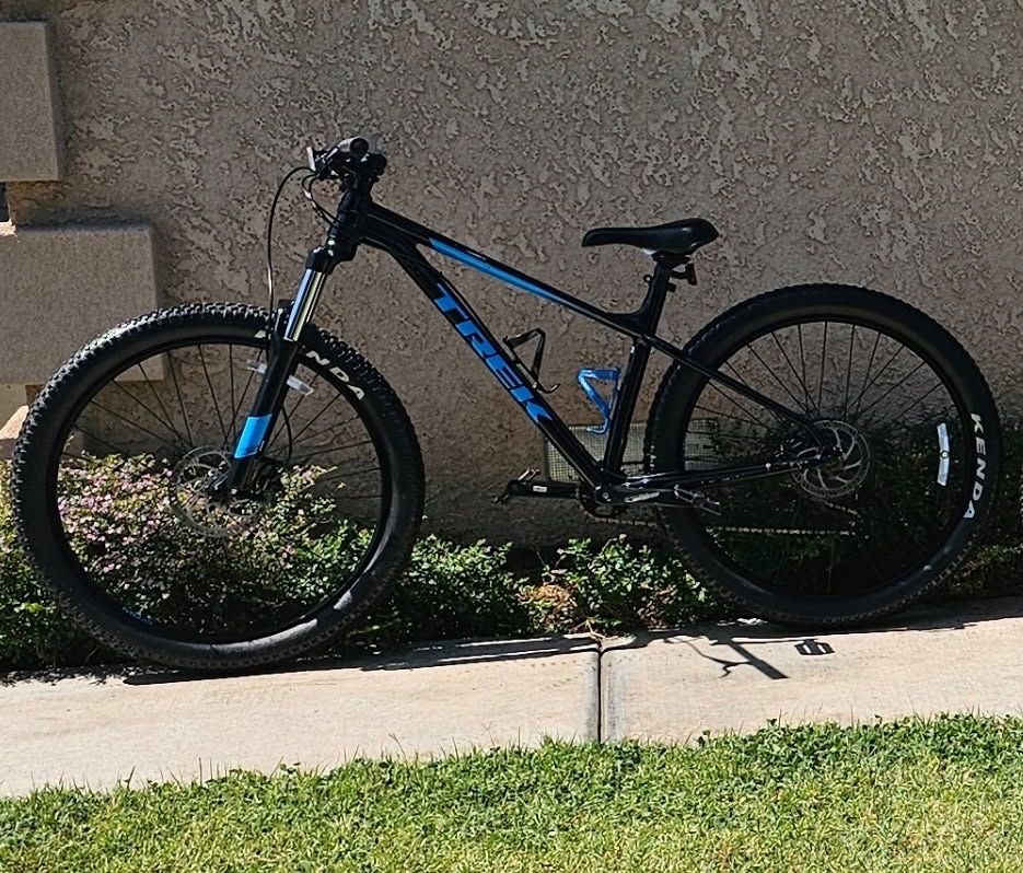 Trek Roscoe 6 Mountain Bike $OBO