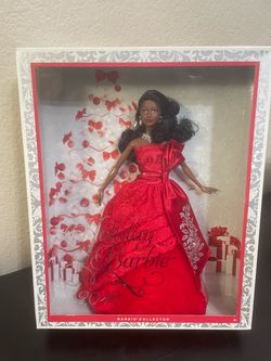 NEW Mattel Barbie Doll 2012