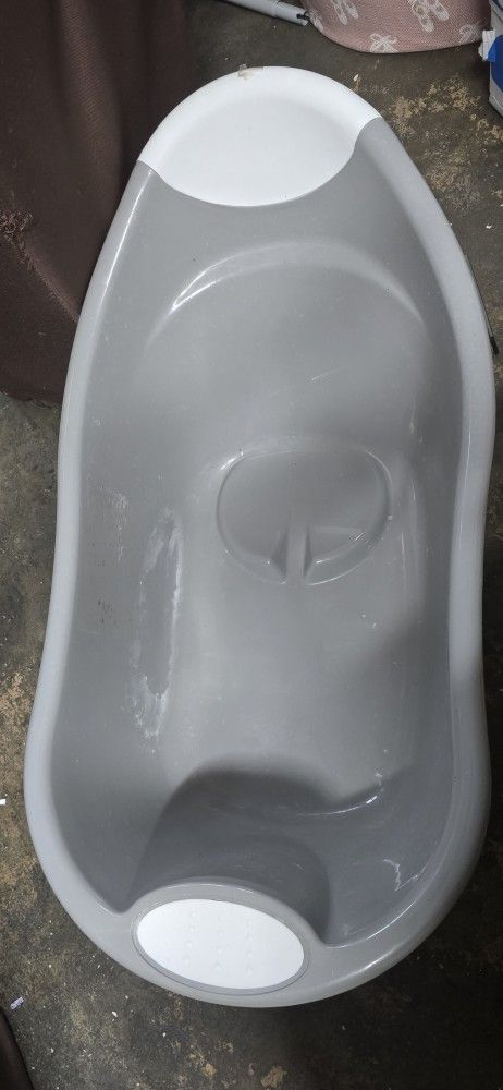 Baby Bath Tub Make Me An Offer 