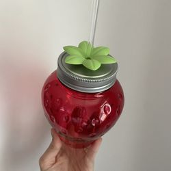 🍓NEW in box - Strawberry Cups - bulk pricing 