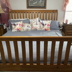 3 Pc Oak Bedroom Set With California King Mattress