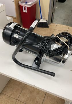 Wayne one horsepower stainless steel portable lawn sprinkler pump