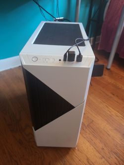 Periphio tuff gaming pc