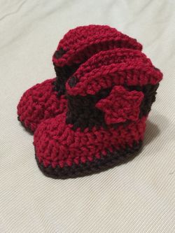 Baby crochet boots