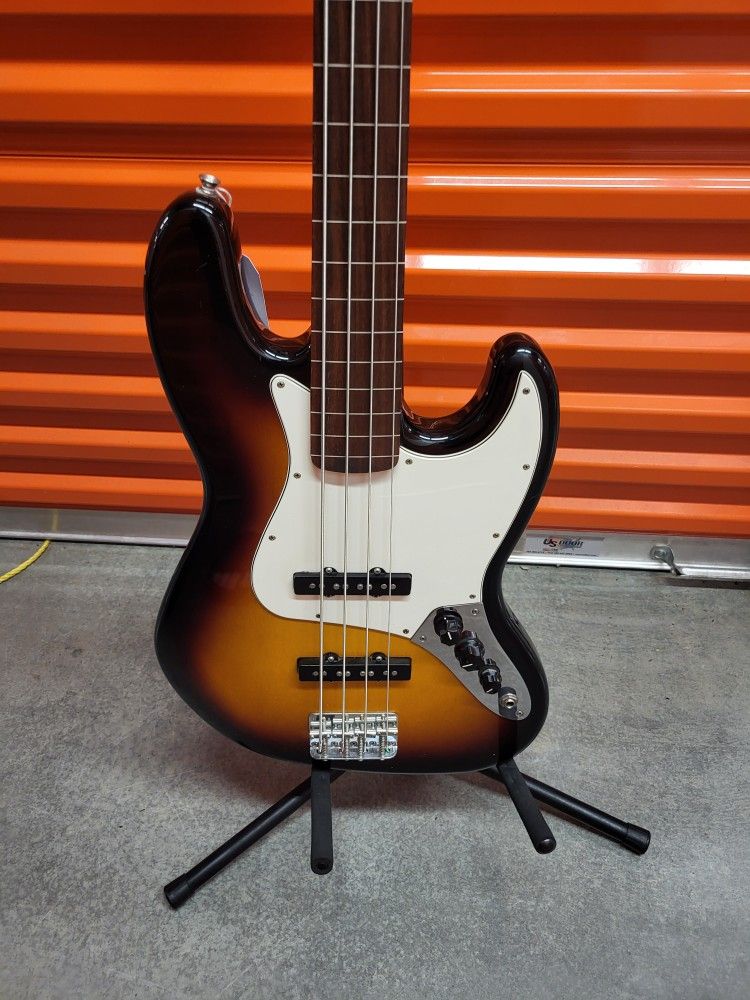 Fender Fretless Jazz Bass