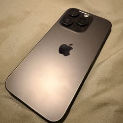 iPhone 15 Pro Titanium