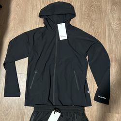 Lululemon Men Size Medium ( Brand New Never Worn )