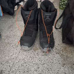 thirty two snow board boots