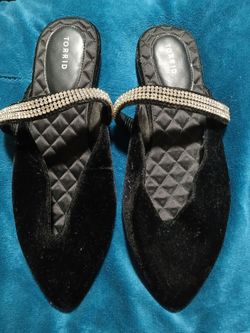 Womens shoes