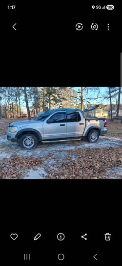 2007 Ford Explore sport track truck