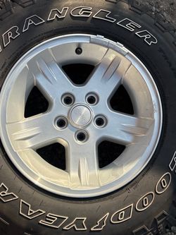 Jeep rims n tires