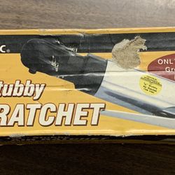 NIB- Central Pneumatic- 1/4” Stubby Air Ratchet 
