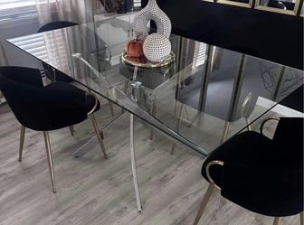 SILVER GLASS TOP DINING TABLE π΄π©Άπ₯