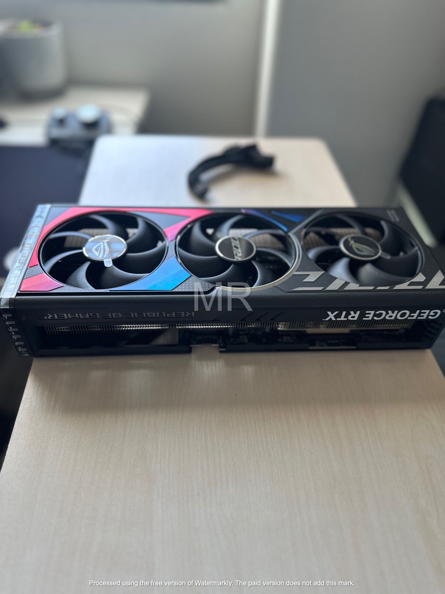 ASUS NVIDIA GeForce RTX 4090 ROG Strix