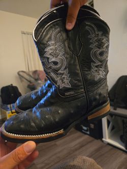 Kids boots