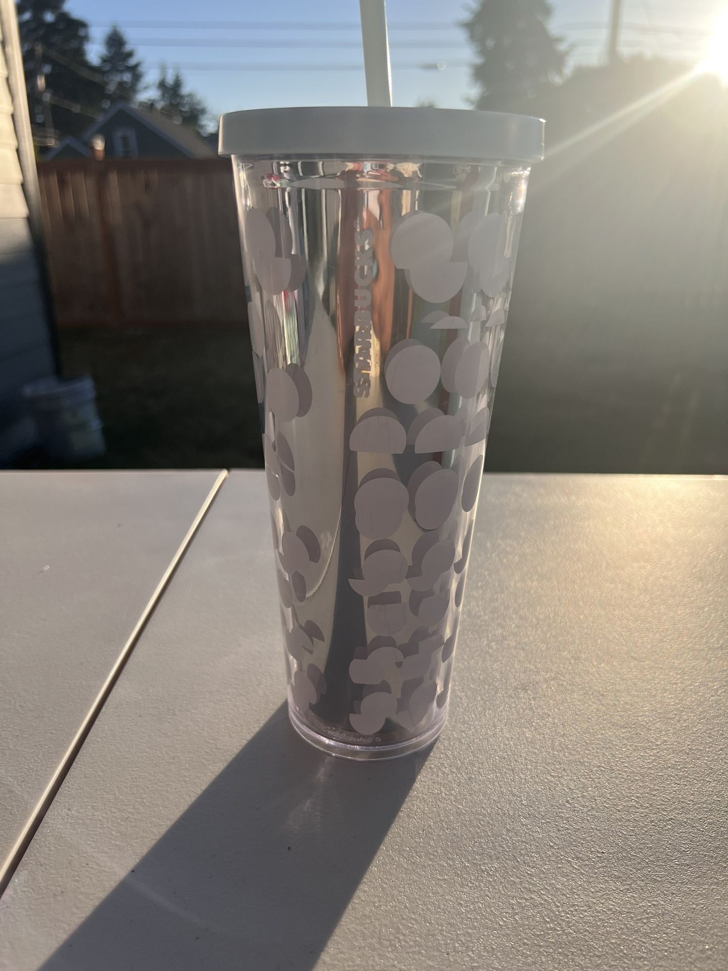 STARBUCKS CUP + HYDROFLASK (x2)