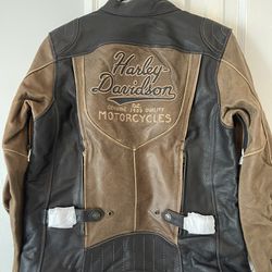 Harley-Davidson Women's  Gallun Leather Jacket (Large)