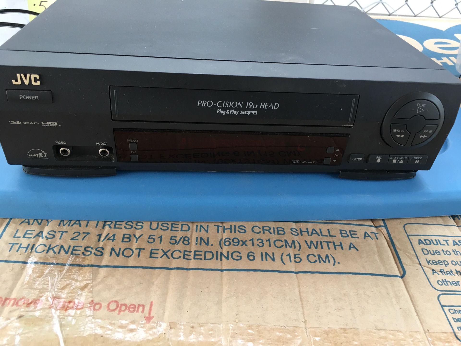 JVC:::: VHS video player