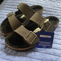 Birkenstock Arizona Shearling Size 8 Womens /6 Men’s 