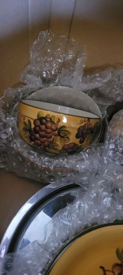 Yellow w/ Grapes kitchen set