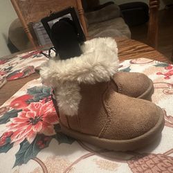 Baby Boots With The Fur