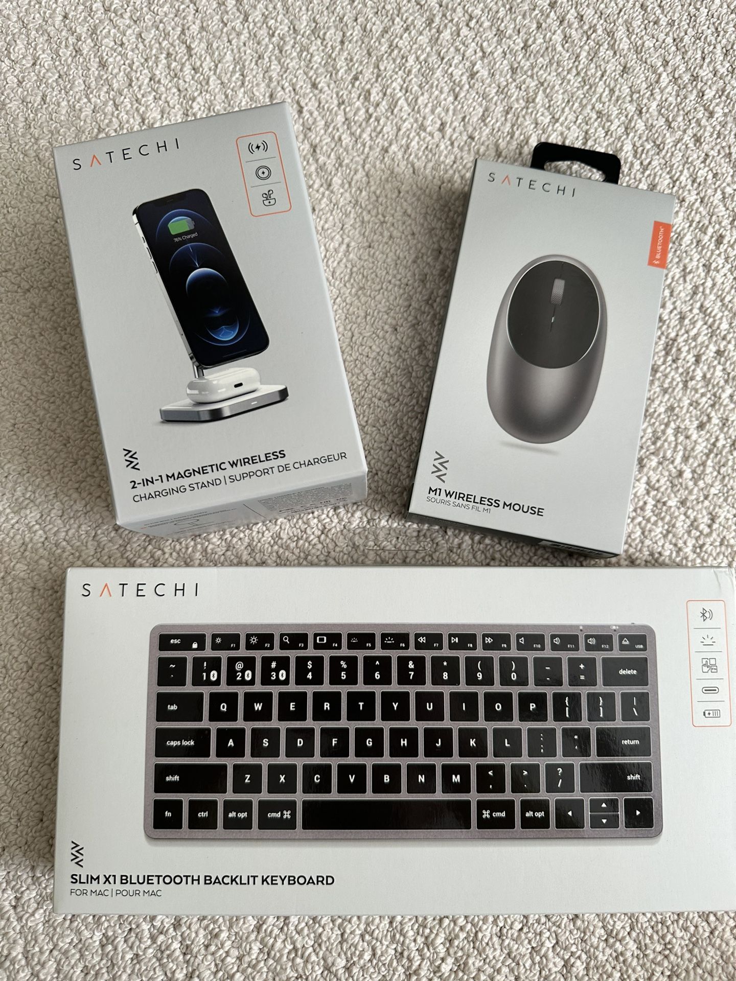 Satechi Wireless Keyboard, Mouse, and Charging Stand