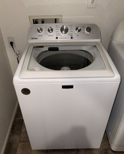 MayTag Washer Like New