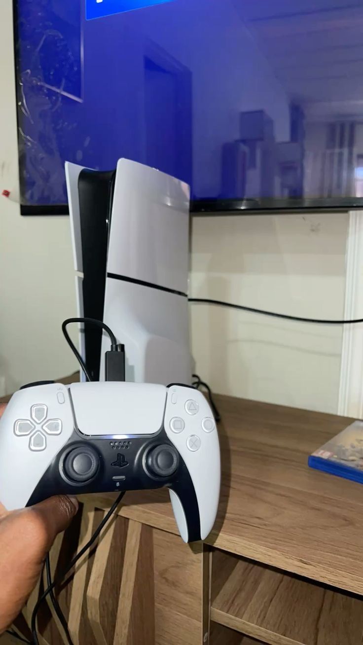 PS5 SLIM (GENTLY USED)
