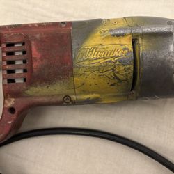 Milwaukee Heavy-Duty Corded Sawzall (Older Metal Body)