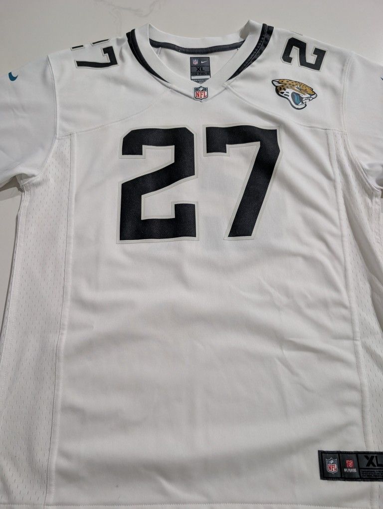 Nike NFL Jacksonville Jaguars Fournette Football Jersey #27 Boys Youth XL White