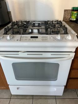 GE GAS RANGE STOVE