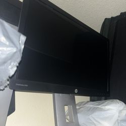 2 Computer Monitors