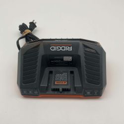RIDGID 18V Dual Chemistry Rapid Charger -R840095