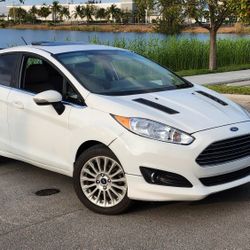 2015 Ford Fiesta TITANIUM HATCHBACK* CAMERA* SPOILER* SUNROOF* SPORT