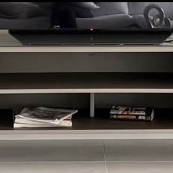 Indian Urano TV Stand