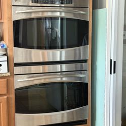 GE Electric Wall Oven
