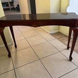 Cherry Color Antique End Table /  Deco Table 