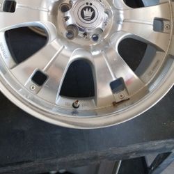 Set of 4 Rims 18 x 81/2 5 logs