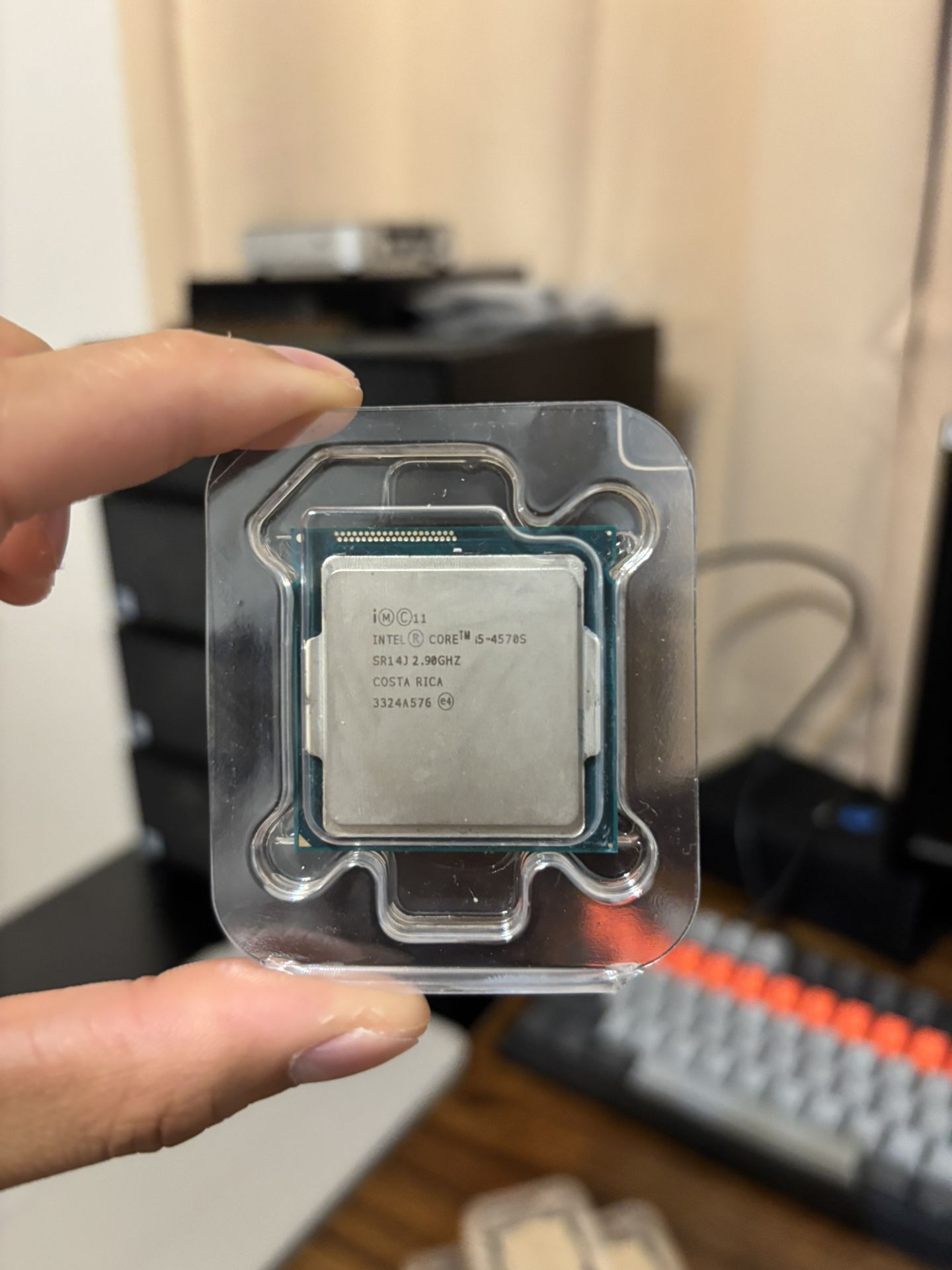 Intel i3-4160 & Intel i5-4570s