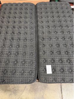 Beautyrest Black® Series Four 17.5" Medium Summit Pillow Top Mattress