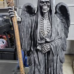 Grip Reaper Halloween Prop 