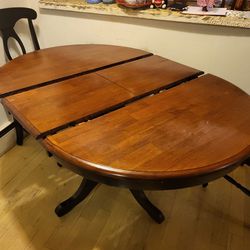  Drop Leaf Dining Room or Kitchen Table 